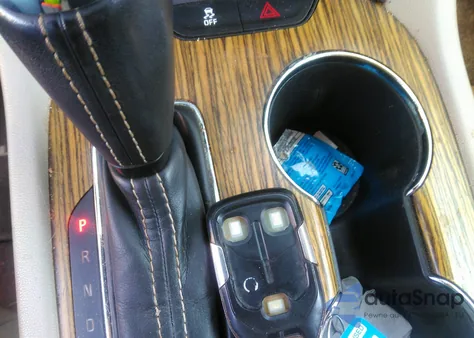 2017 GMC Acadia Denali z USA, uszkodzony, nr VIN 1GKKNXLS5HZ191572